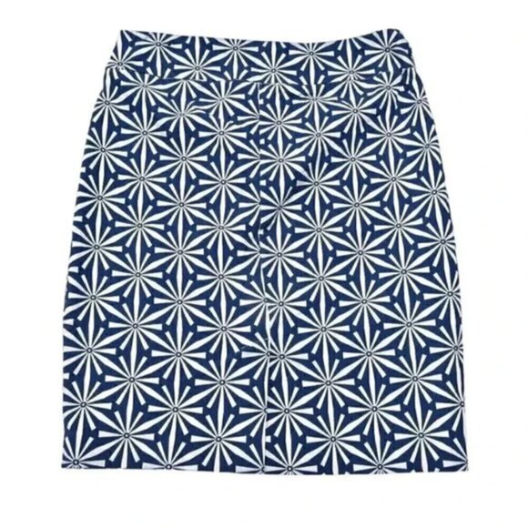 RW&CO. Pencil Skirt Blue White Floral/Starburst Pattern‎  Viscose Medium - Picture 3 of 5